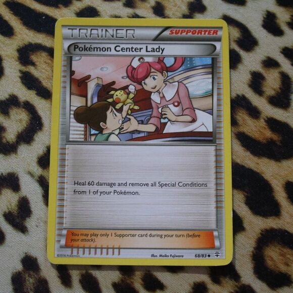Pokemon Center Lady 68/83 Pokemon Card - Picture 1 of 1